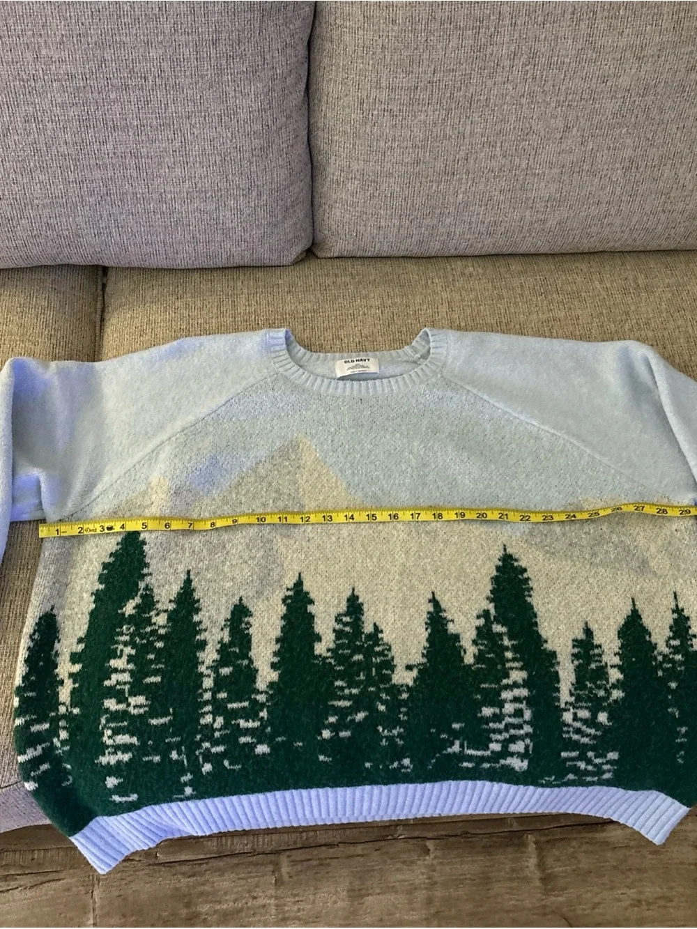Sz XXL Old Navy Light Blue Scenic Forest Christmas vibes Crewneck Sweater used - Picture 14 of 15